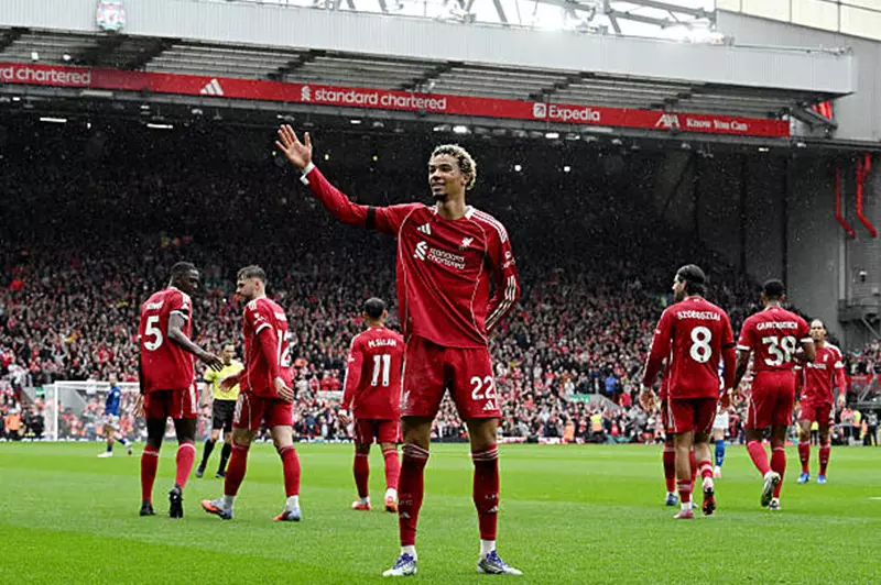 هوجو إيكيتيكي